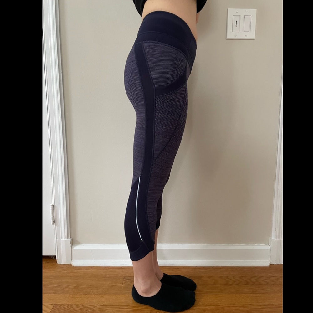 Lulu Lemon crop purple leggings size 4